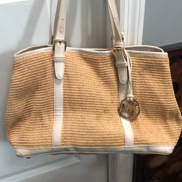 Micheal kors shoulder bag MK - Picture 1 of 9